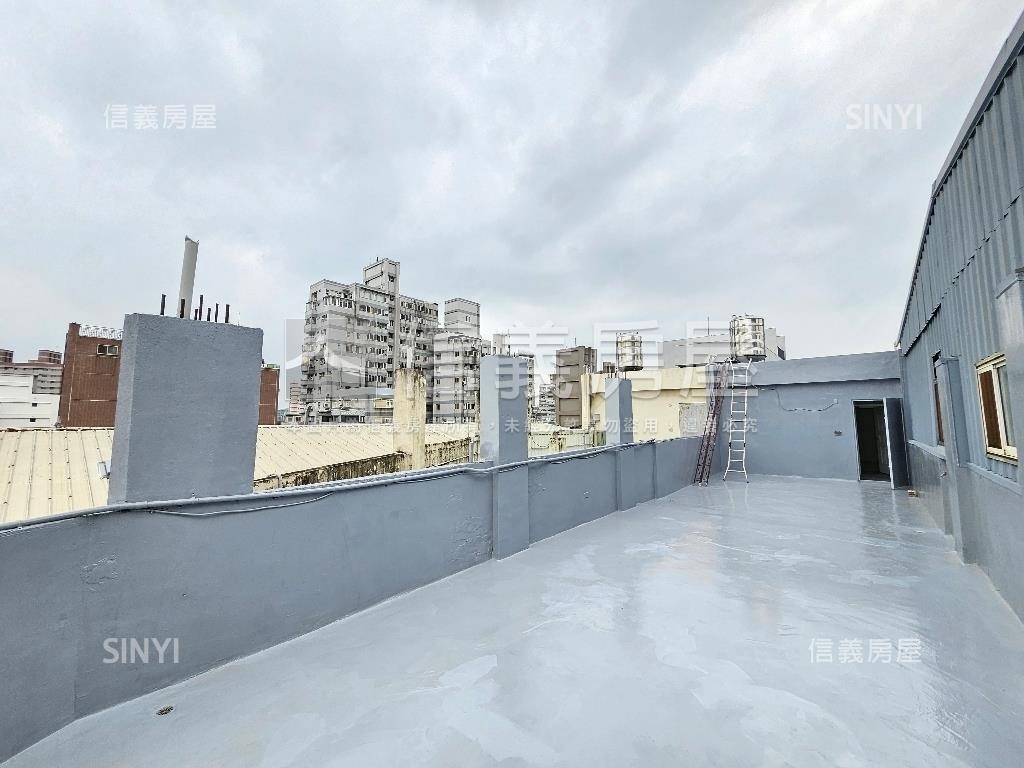 西區霸氣五層樓透天房屋室內格局與周邊環境