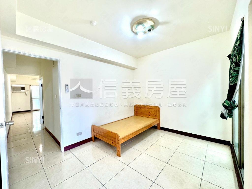 近成功路雙車大四房房屋室內格局與周邊環境