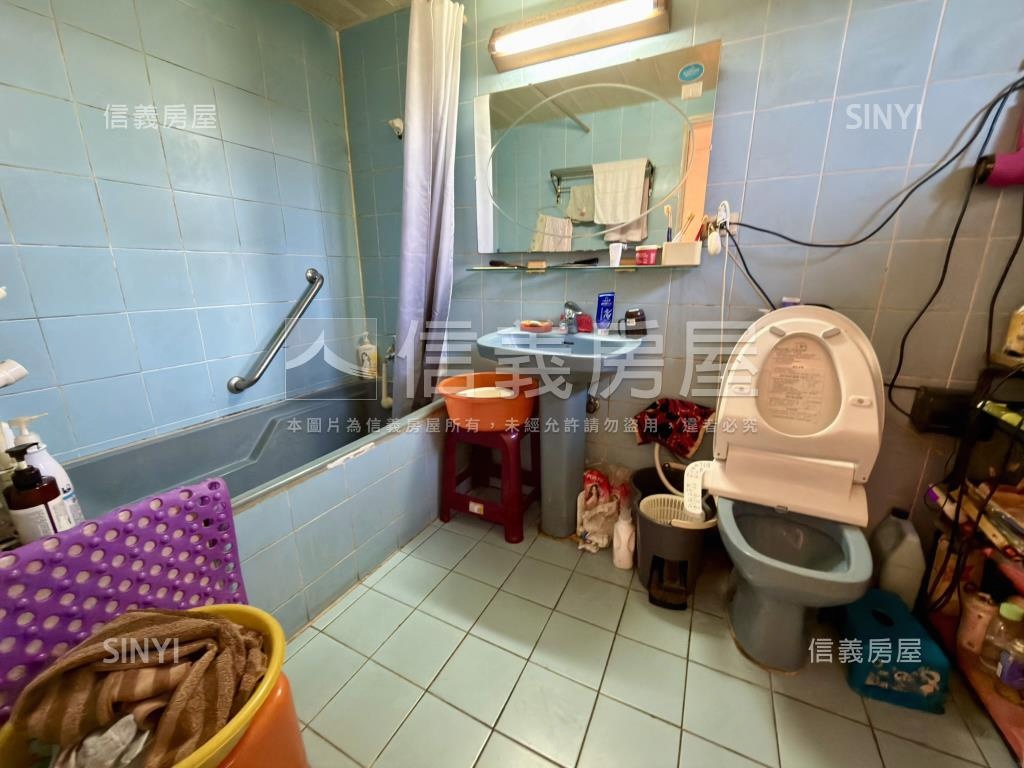 小城僑義巷寬舒適庭院透天房屋室內格局與周邊環境