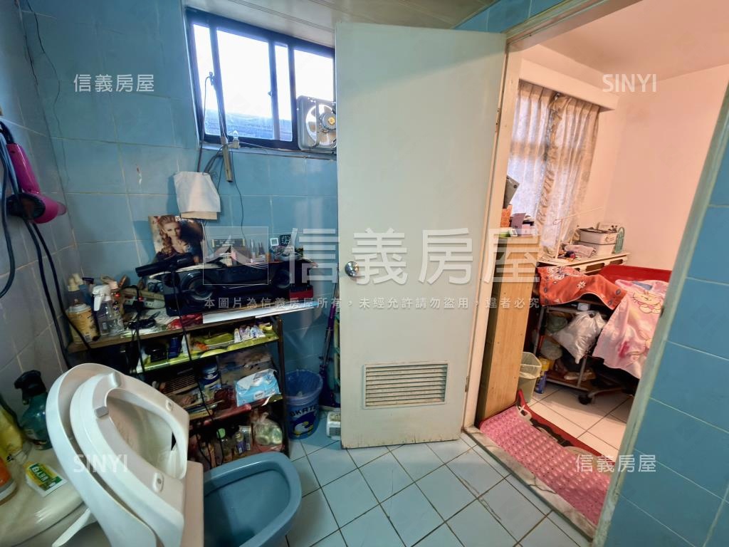 小城僑義巷寬舒適庭院透天房屋室內格局與周邊環境
