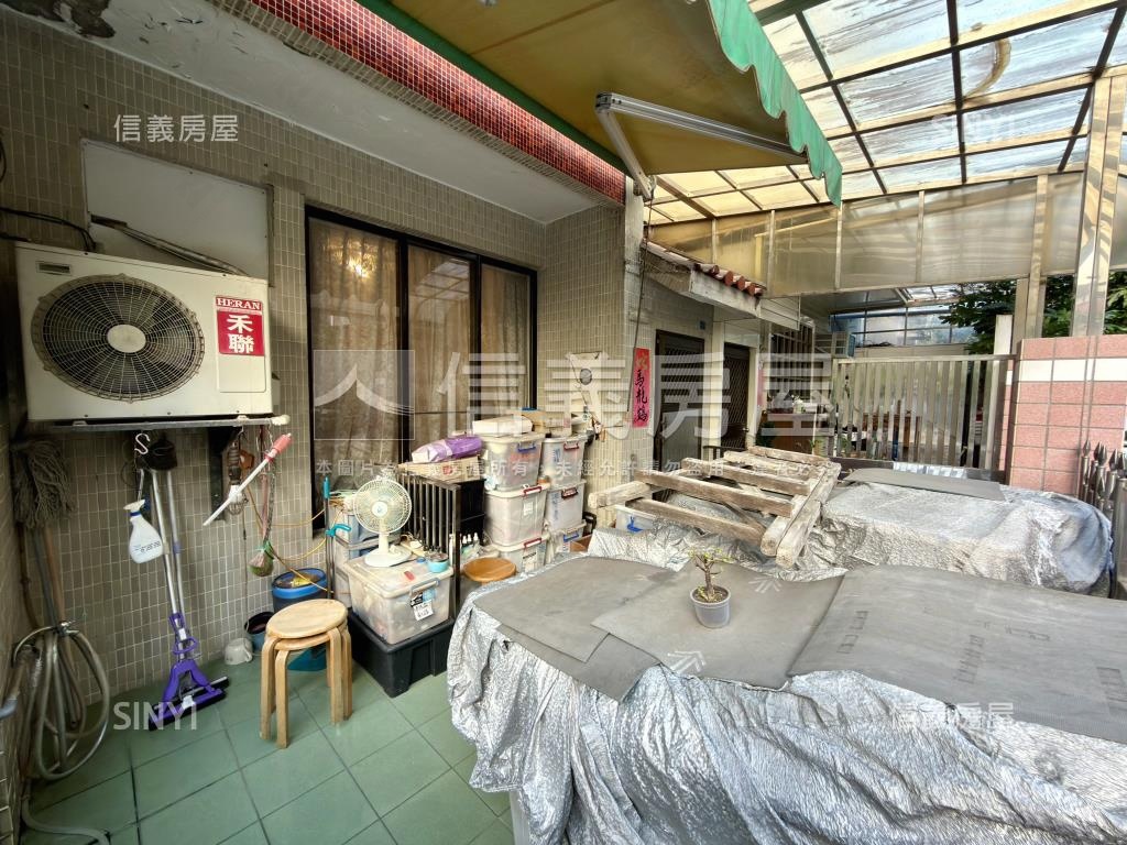 小城僑義巷寬舒適庭院透天房屋室內格局與周邊環境