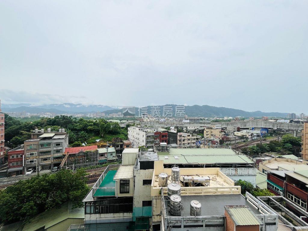 可看屋～新成屋站前美學房屋室內格局與周邊環境