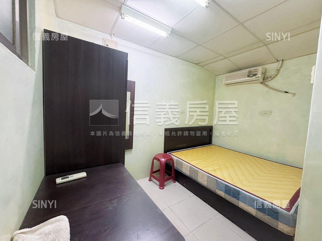 板新捷運一樓收租聚寶盆房屋室內格局與周邊環境