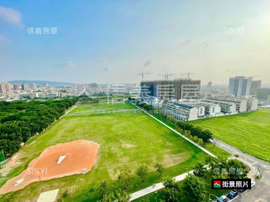 楠梓三面臨路面寬三角窗地房屋室內格局與周邊環境