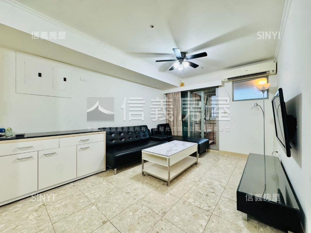 力霸曠世豪景３房車位房屋室內格局與周邊環境