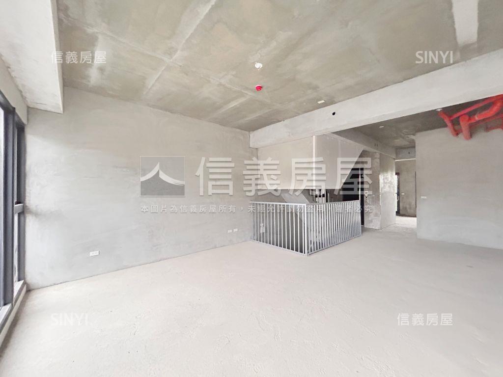 皇辰揚品天下珍藏電梯透店房屋室內格局與周邊環境