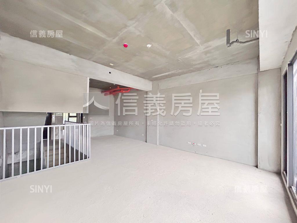 皇辰揚品天下珍藏電梯透店房屋室內格局與周邊環境