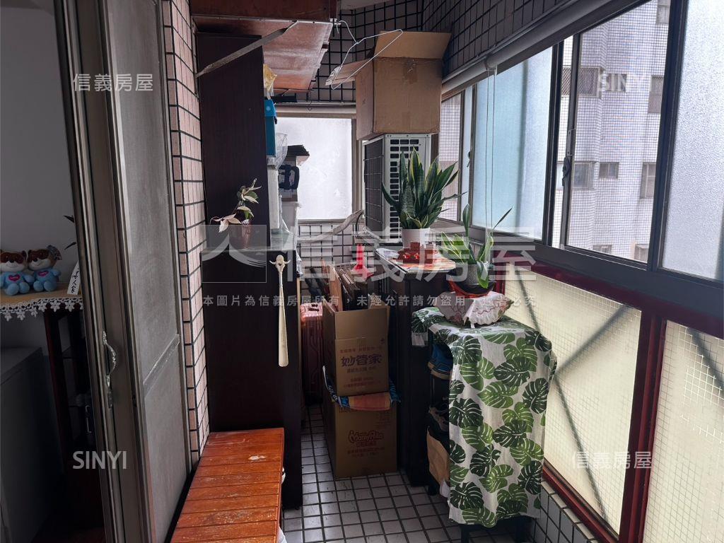 龍邦富邑高樓層三房平車房屋室內格局與周邊環境