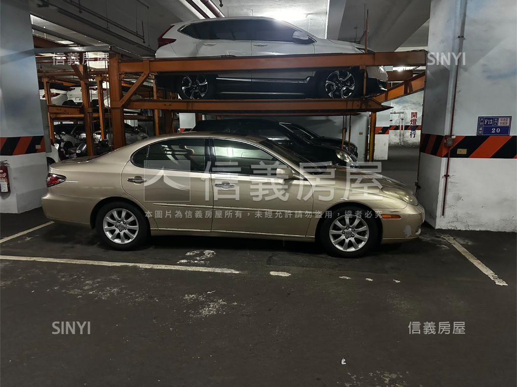 龍邦富邑高樓層三房平車房屋室內格局與周邊環境