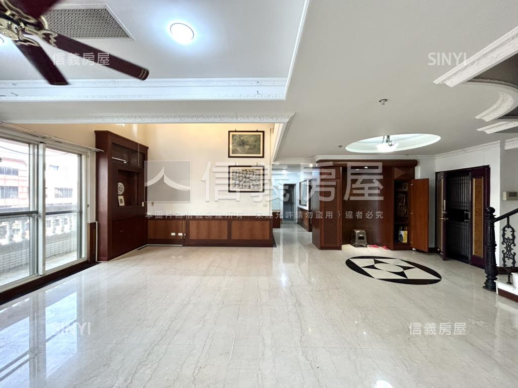 巴黎大凱旋高樓樓中樓房屋室內格局與周邊環境