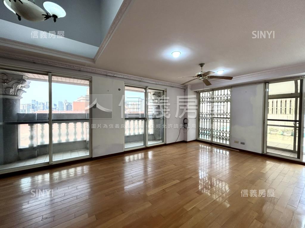 巴黎大凱旋高樓樓中樓房屋室內格局與周邊環境