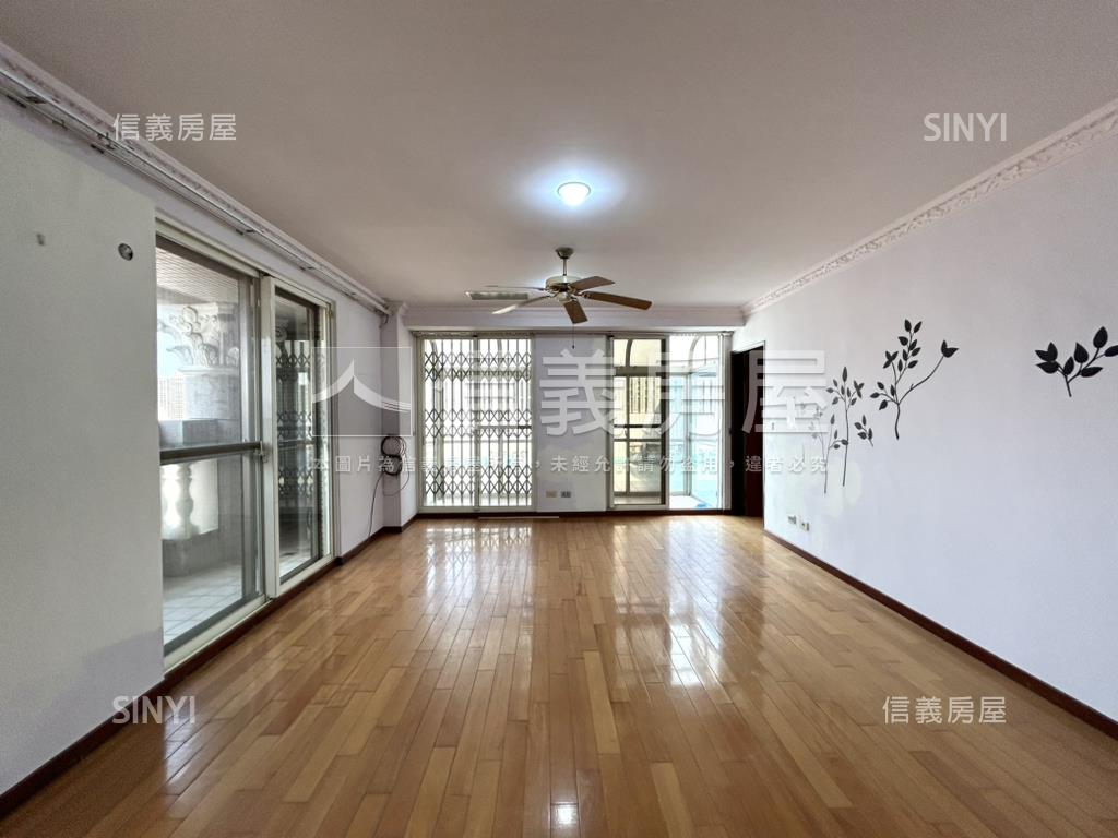 巴黎大凱旋高樓樓中樓房屋室內格局與周邊環境