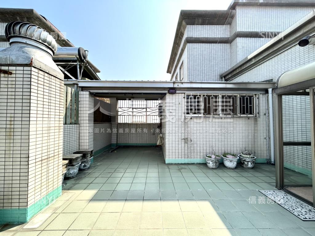 巴黎大凱旋高樓樓中樓房屋室內格局與周邊環境