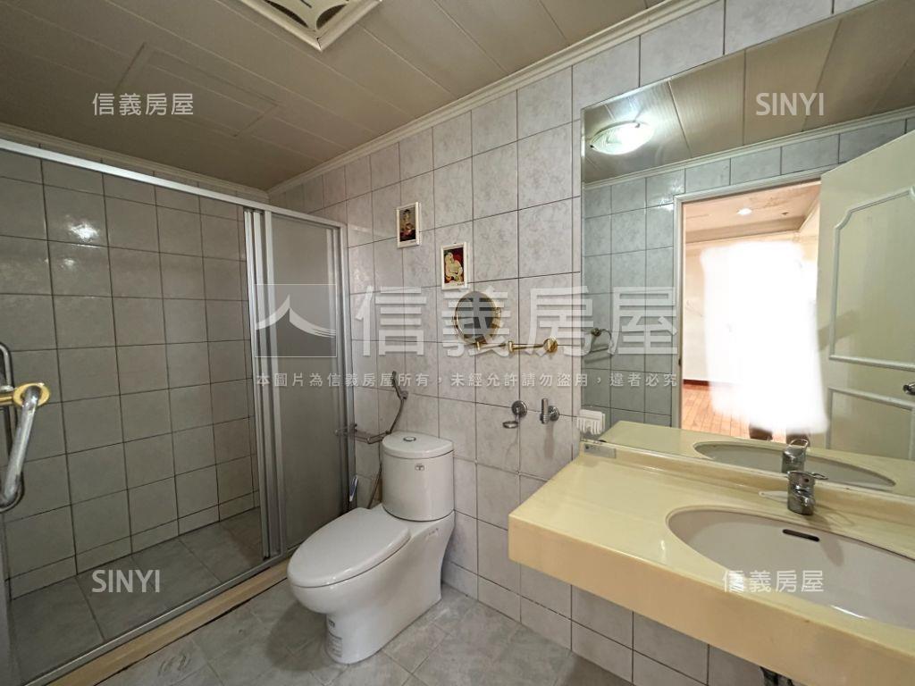 巴黎大凱旋高樓樓中樓房屋室內格局與周邊環境