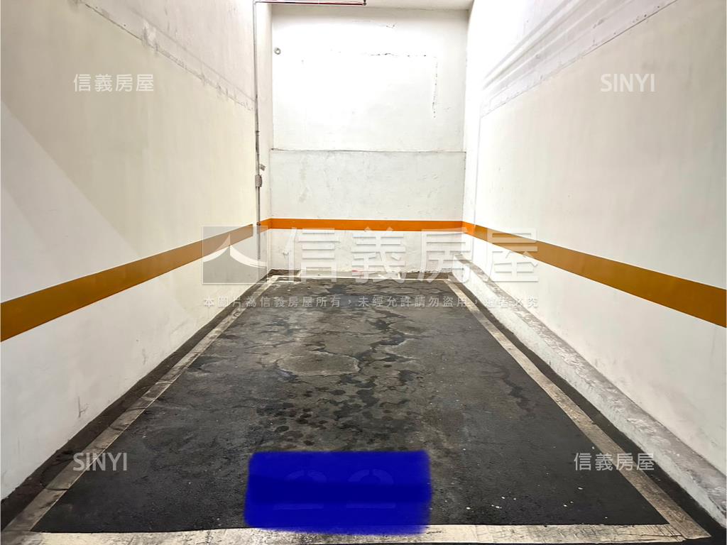 巴黎大凱旋高樓樓中樓房屋室內格局與周邊環境