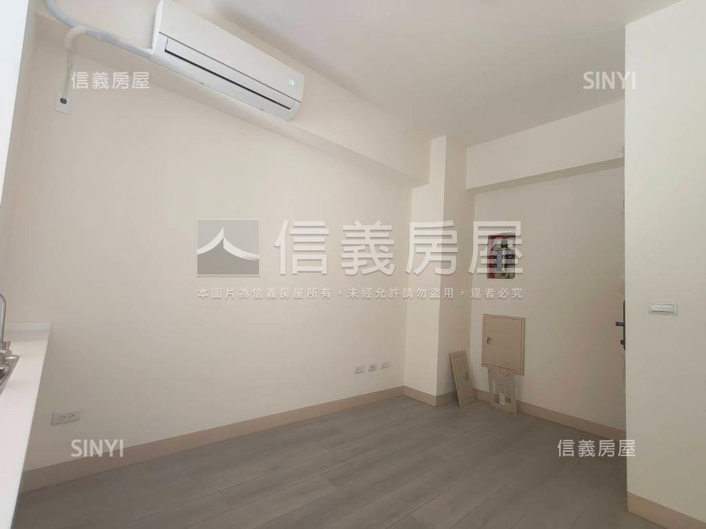 瀧宸居全新未住２房２衛房屋室內格局與周邊環境