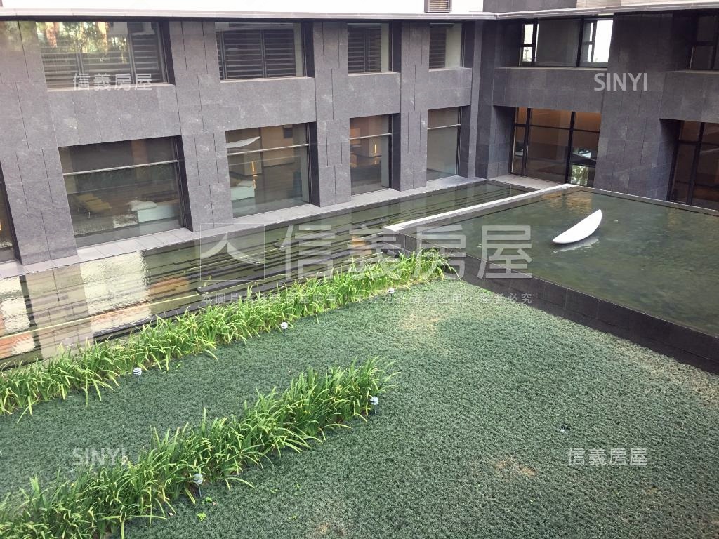 由鉅大謙高樓層雙平面車位房屋室內格局與周邊環境