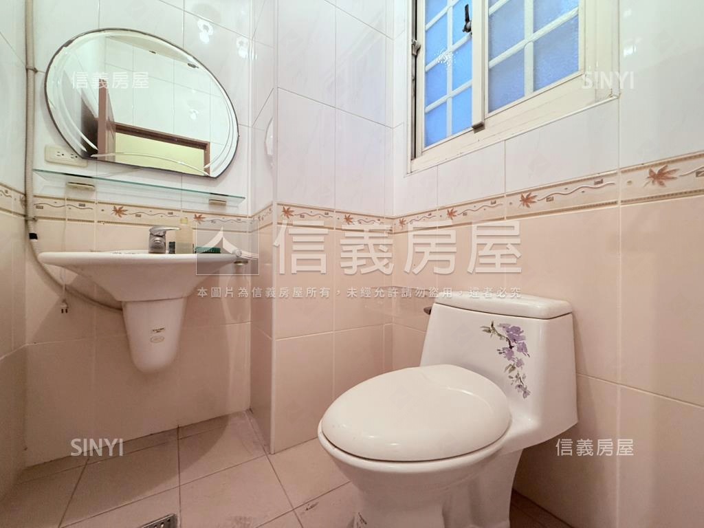 國泰商圈稀有透天店房屋室內格局與周邊環境