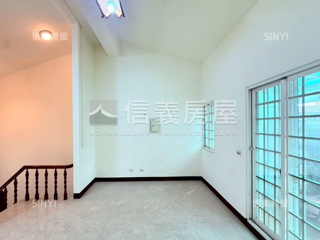 國泰商圈稀有透天店房屋室內格局與周邊環境