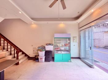 國泰商圈｜稀有５樓透店