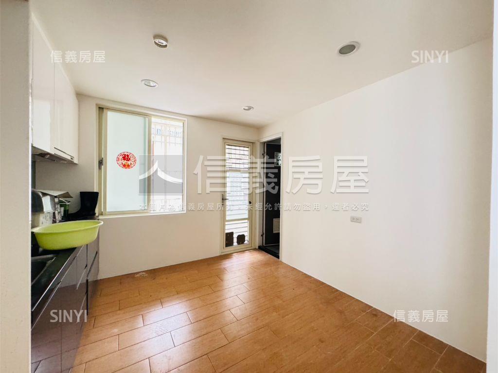 集美國小風光悠美２房房屋室內格局與周邊環境
