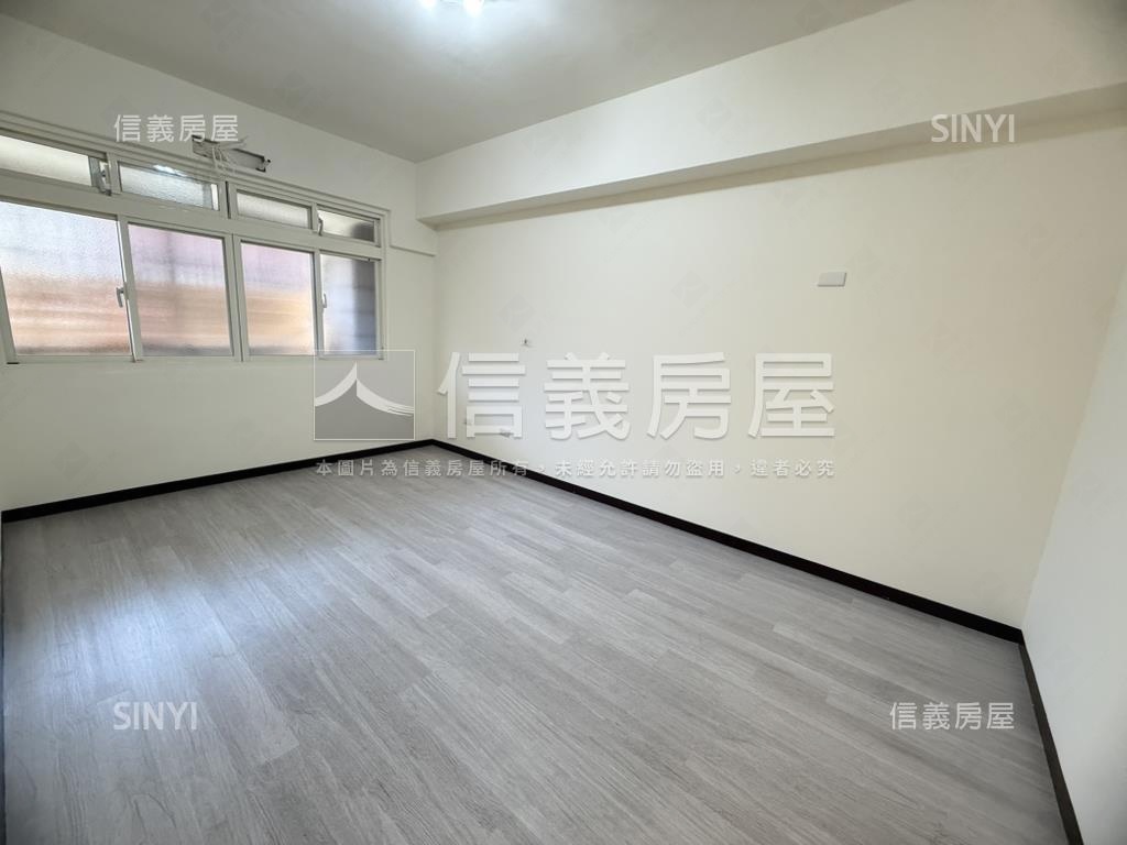 綠洲庭園美麗大三房房屋室內格局與周邊環境