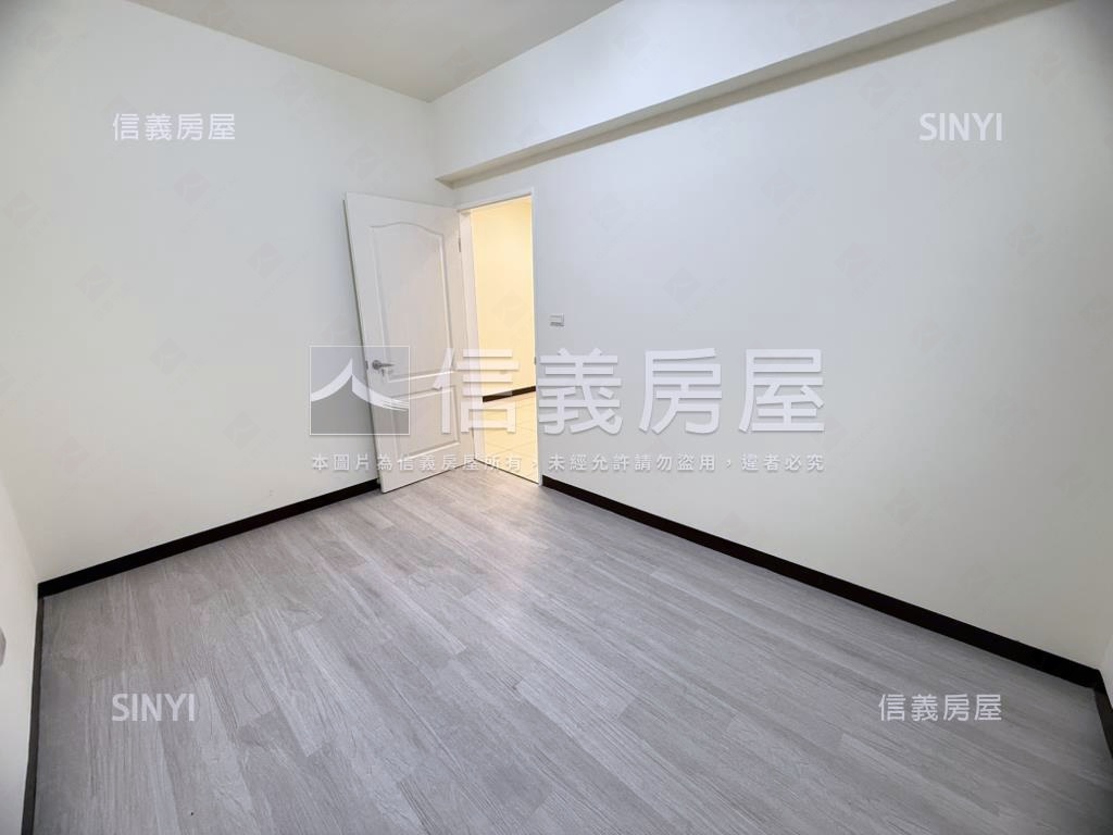 綠洲庭園美麗大三房房屋室內格局與周邊環境