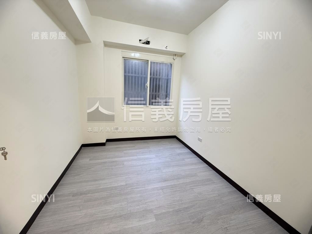 綠洲庭園美麗大三房房屋室內格局與周邊環境