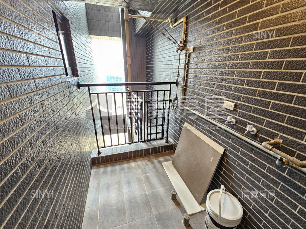 鬧中取靜Ａ２０景觀宅房屋室內格局與周邊環境