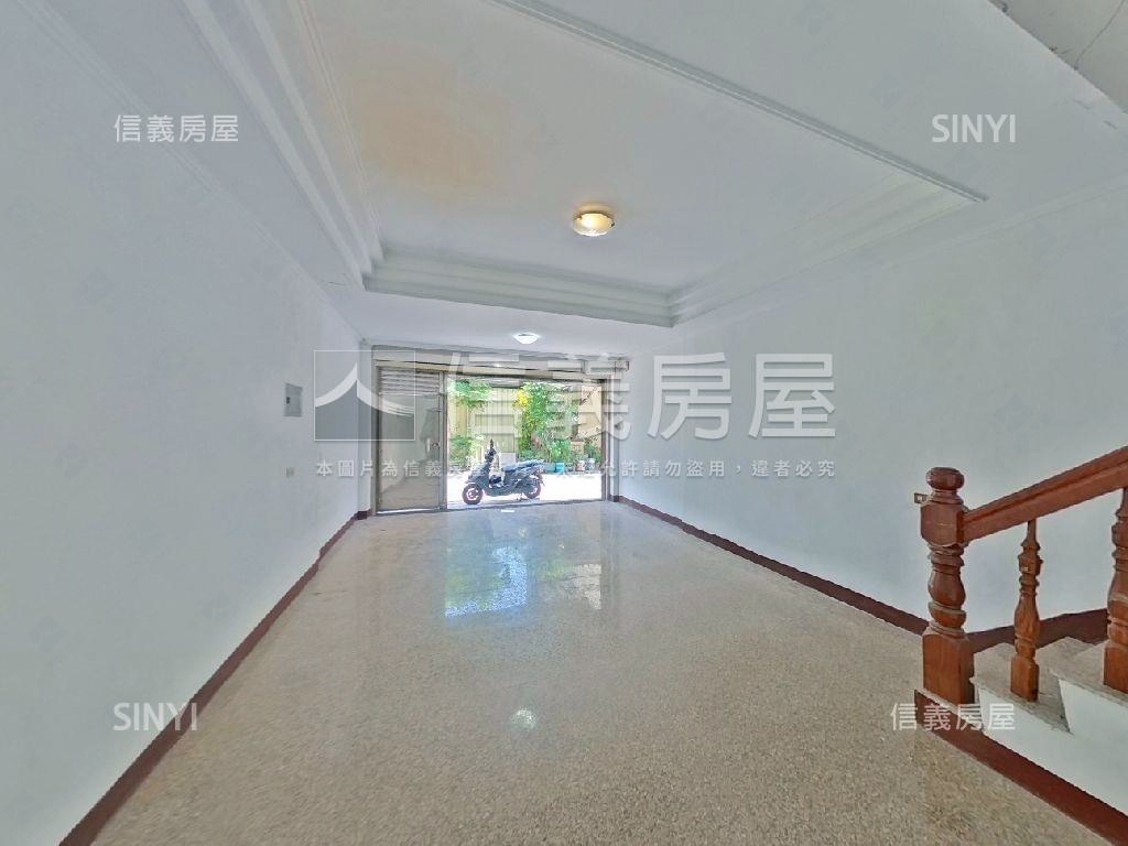 新街溪畔步道傳家透天房屋室內格局與周邊環境