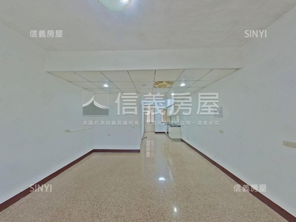 新街溪畔步道傳家透天房屋室內格局與周邊環境