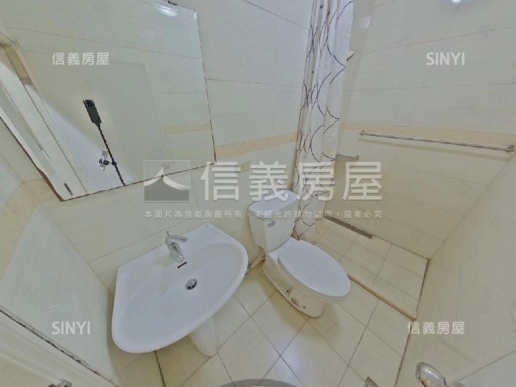 新街溪畔步道傳家透天房屋室內格局與周邊環境