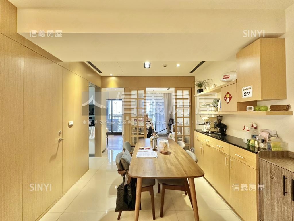 時光織錦園道三房裝潢美宅房屋室內格局與周邊環境
