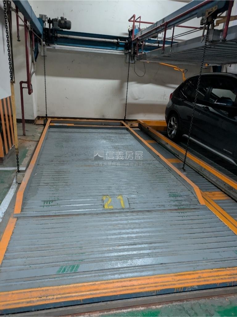 近園區高樓視野附車位房屋室內格局與周邊環境