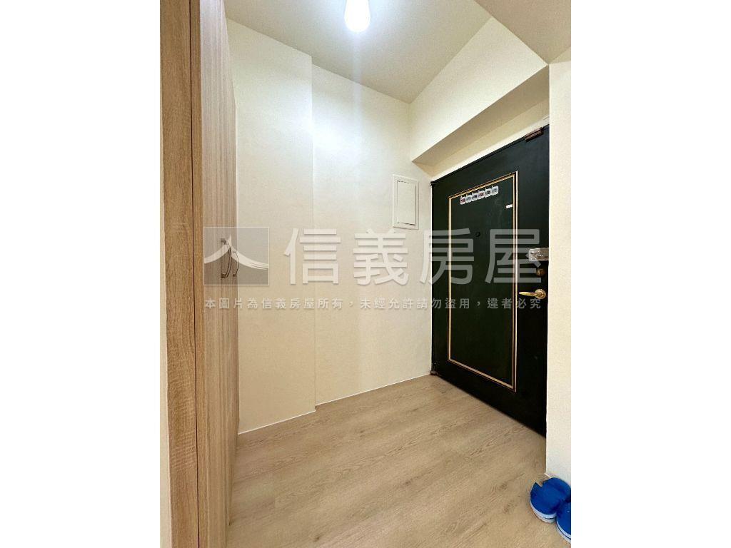 大湖香榭。近汐東捷運２房房屋室內格局與周邊環境