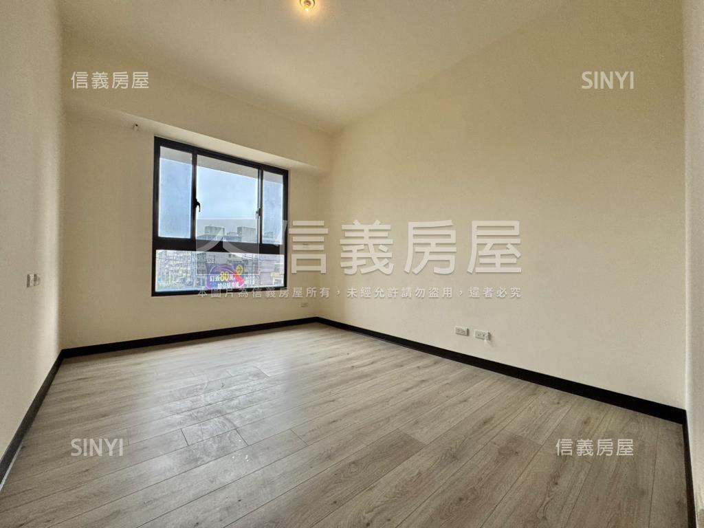 和耀美居兩房車位●樹頂上房屋室內格局與周邊環境