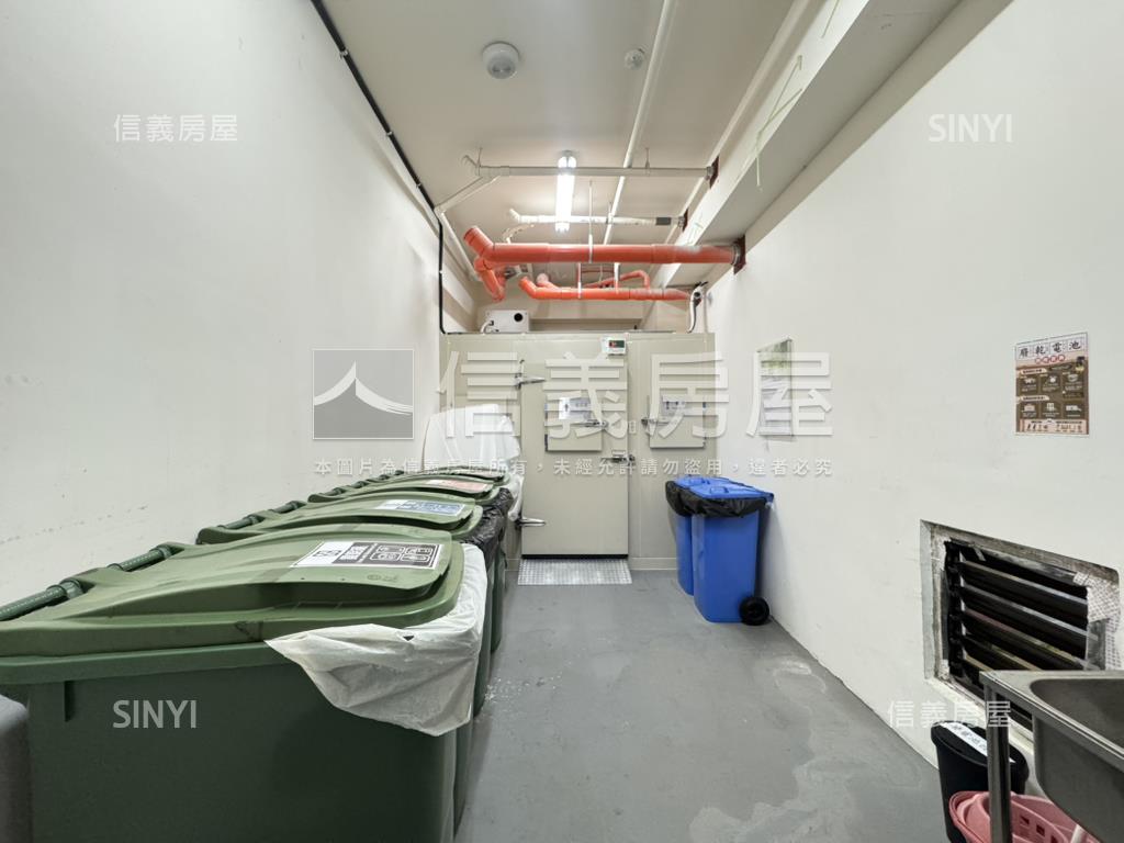 和耀美居兩房車位●樹頂上房屋室內格局與周邊環境