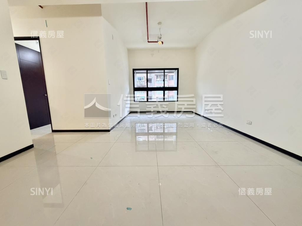 碧硯閣３房朝南坡平大車位房屋室內格局與周邊環境