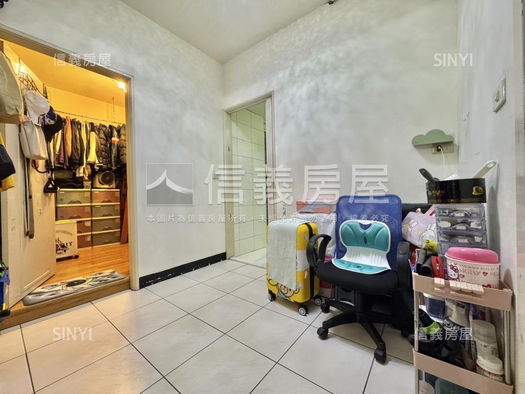 專任台北京城方正三房●品房屋室內格局與周邊環境