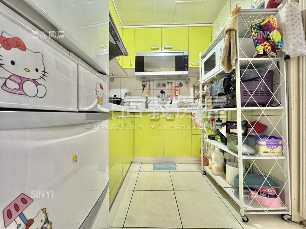 專任台北京城方正三房●品房屋室內格局與周邊環境