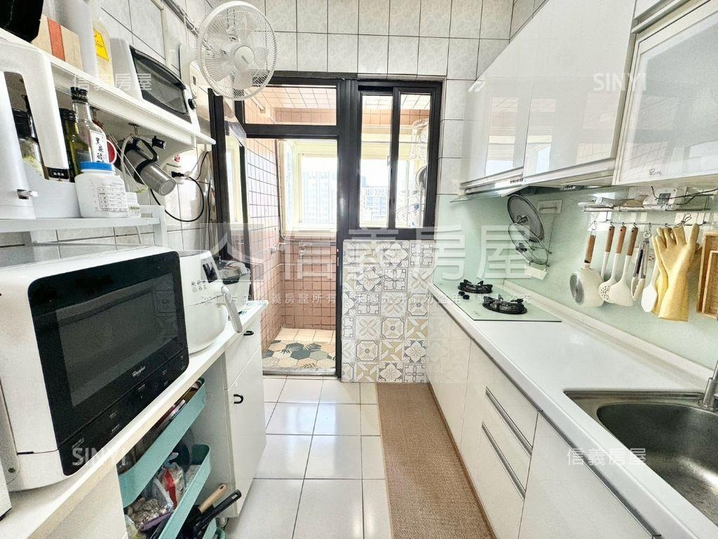 麗法苑美景三房房屋室內格局與周邊環境