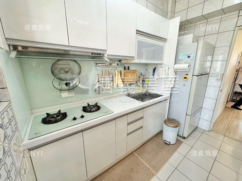 麗法苑美景三房房屋室內格局與周邊環境
