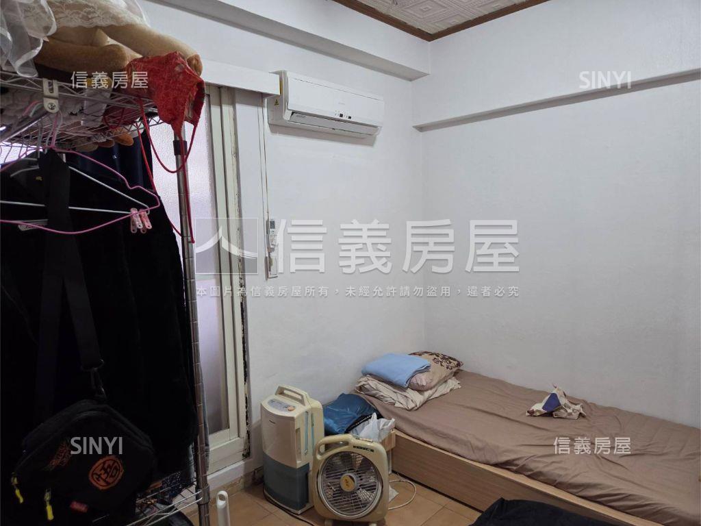 近捷運精緻２房房屋室內格局與周邊環境