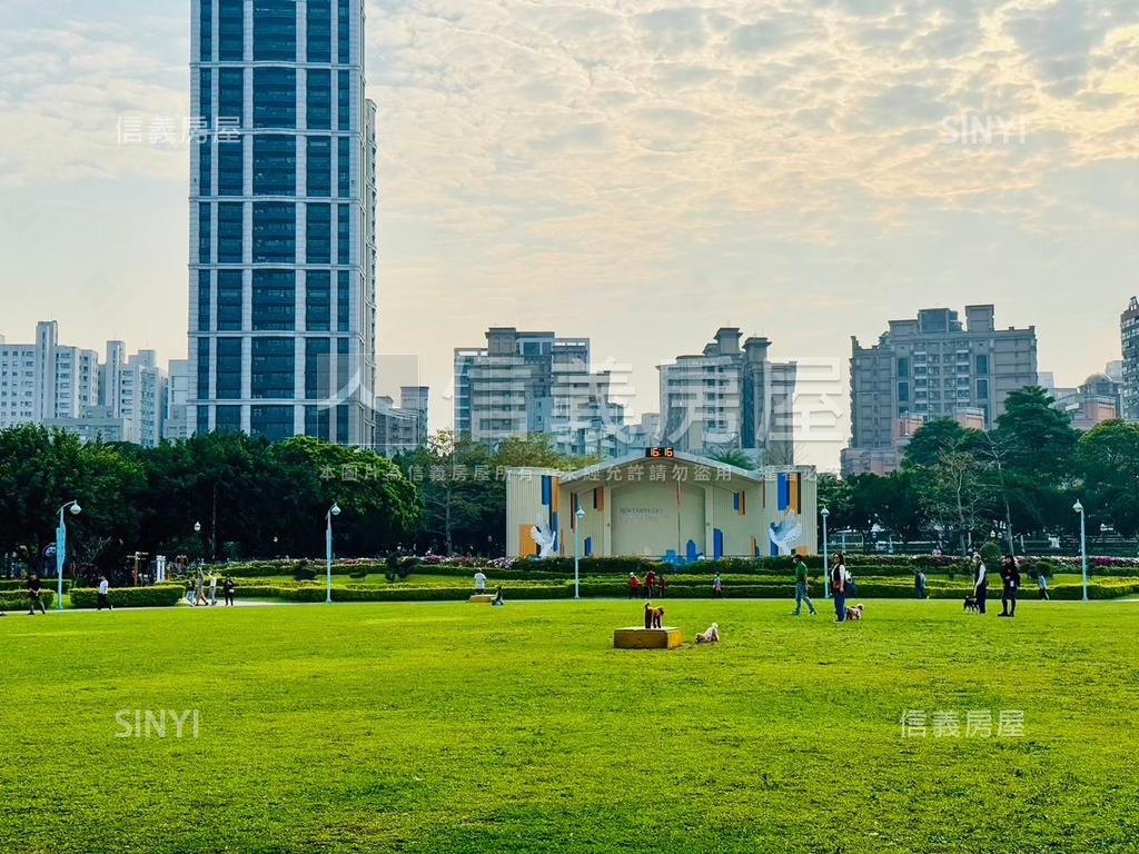 獨家長堤河岸第一排景觀戶房屋室內格局與周邊環境