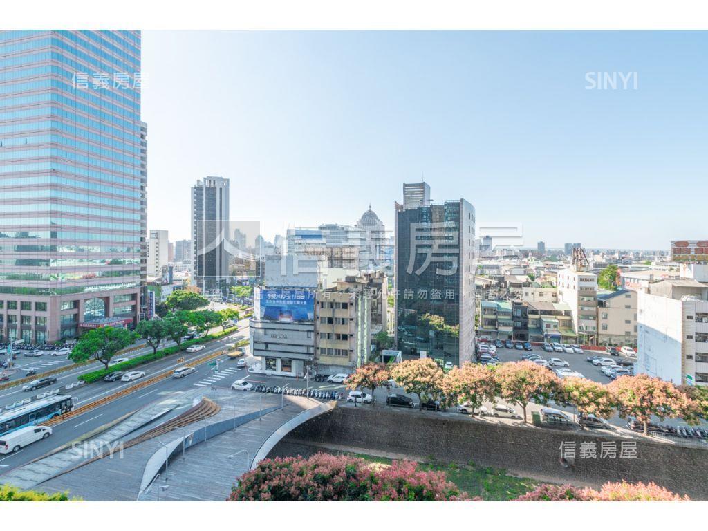 科博雙星超強河畔雙平車房屋室內格局與周邊環境