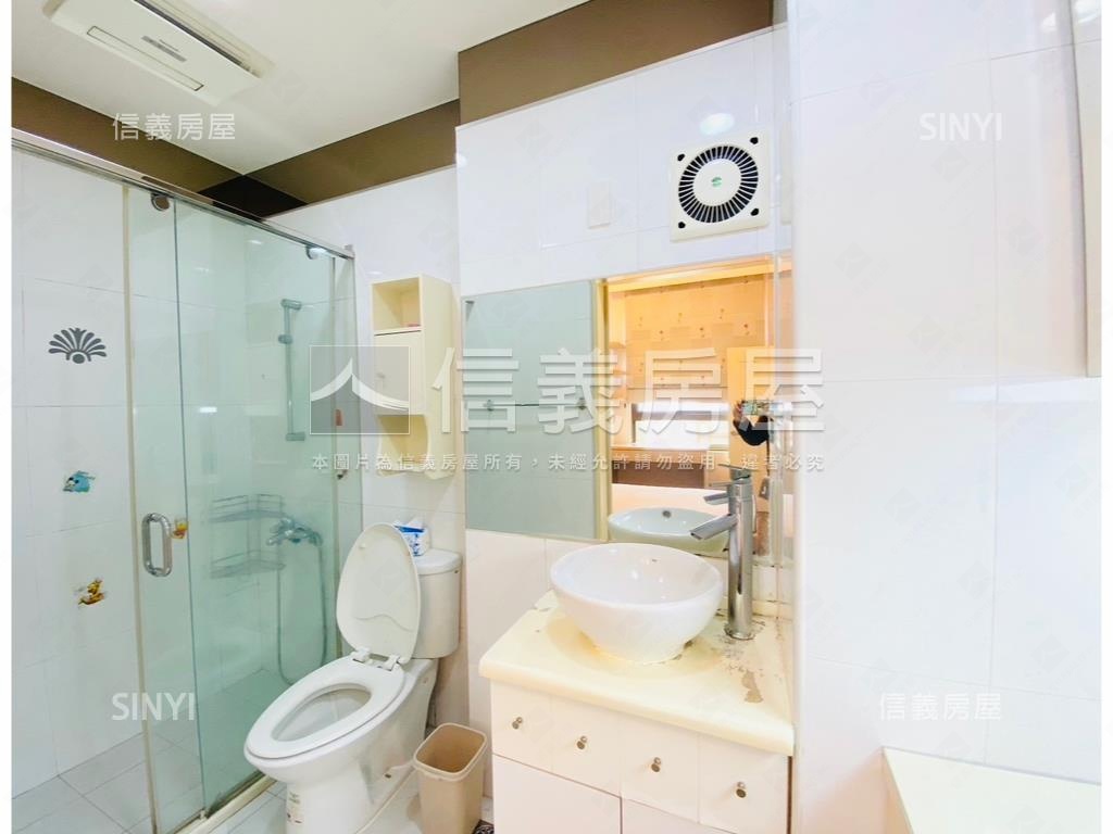 巨蛋●窗明几淨美三房房屋室內格局與周邊環境