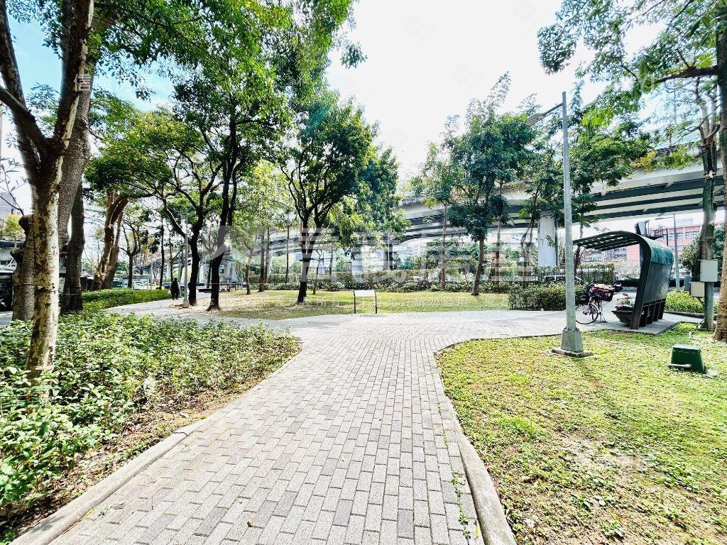 華山雍翠．三房．面公園房屋室內格局與周邊環境