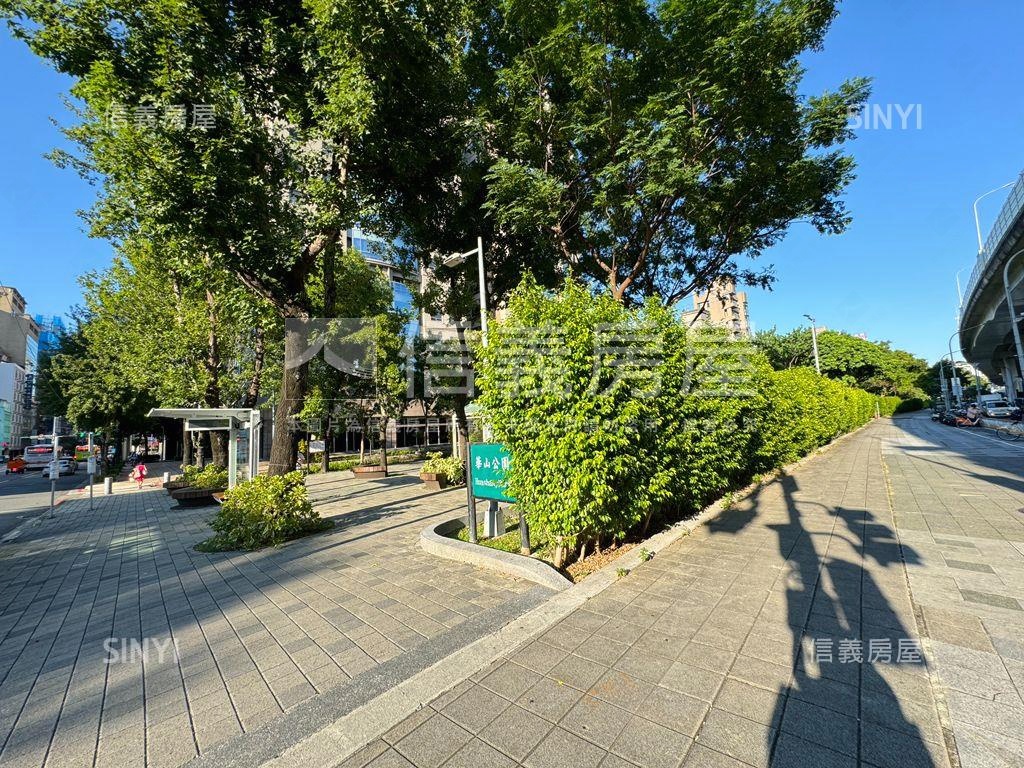華山雍翠．三房．面公園房屋室內格局與周邊環境