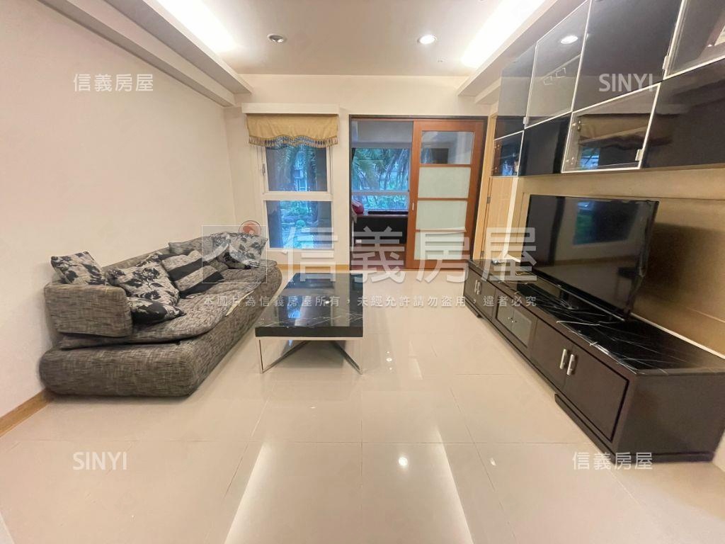 專任玉上園美三房車位房屋室內格局與周邊環境