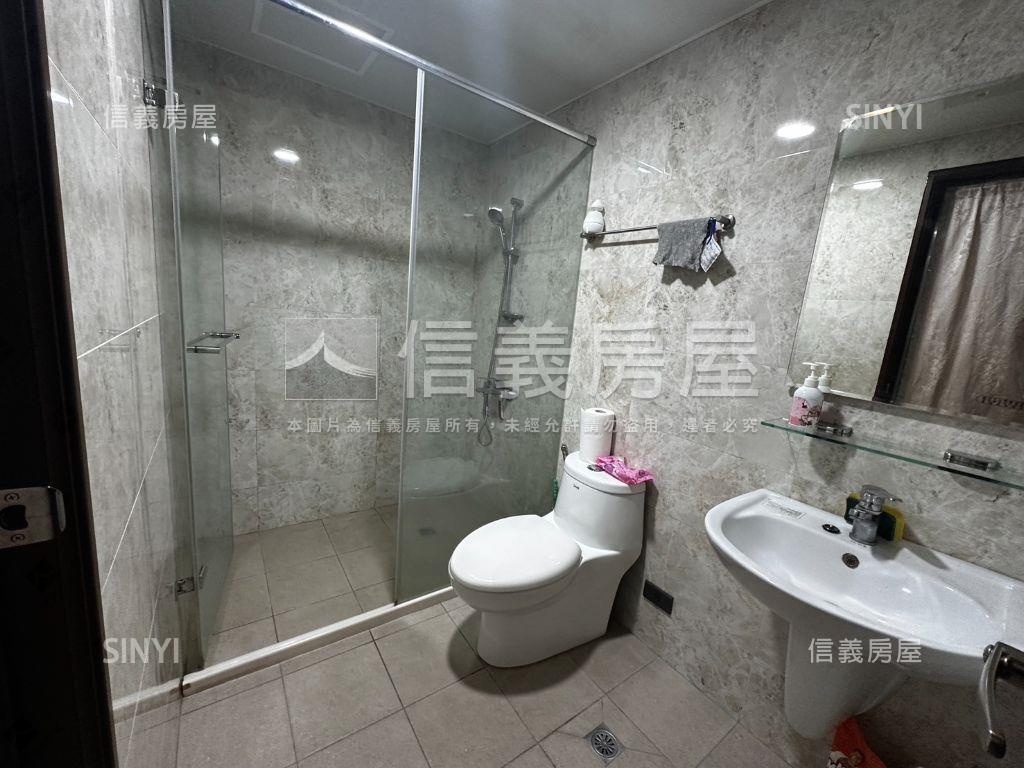 草漯邊間精緻兩房房屋室內格局與周邊環境